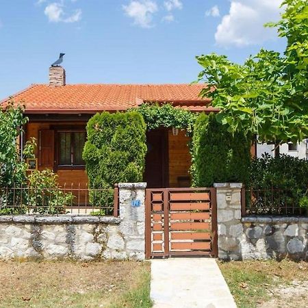 Apartamento Wooden House In Ioánina Exterior foto
